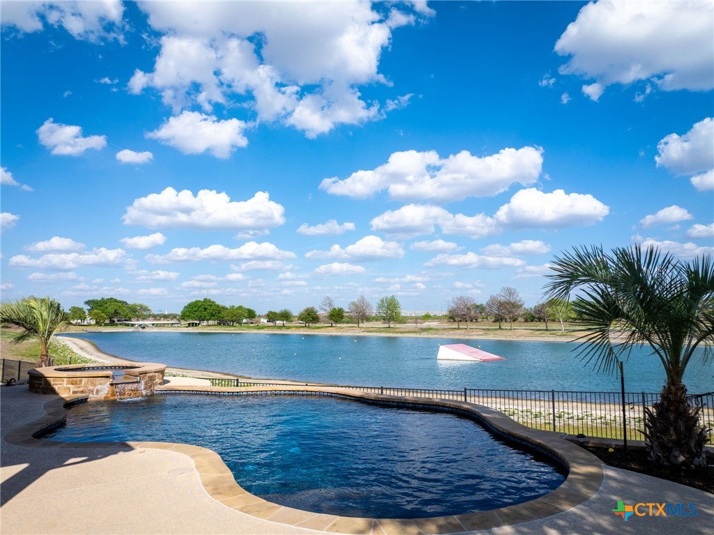 12407 Aquaplex Drive