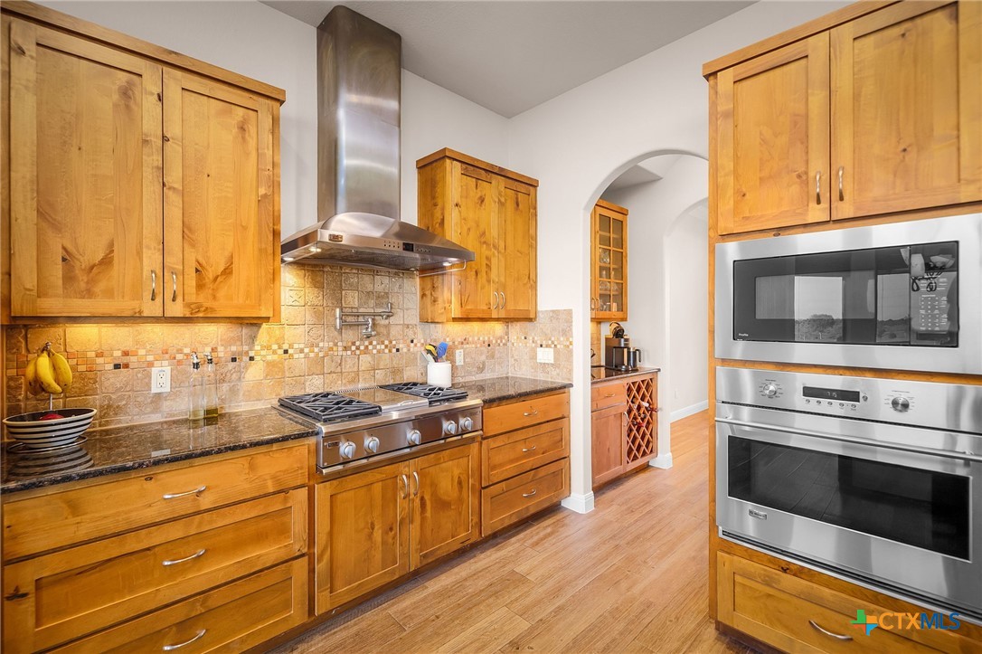 12407 Aquaplex Drive