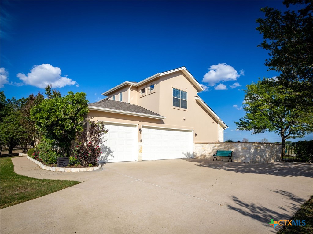 12407 Aquaplex Drive