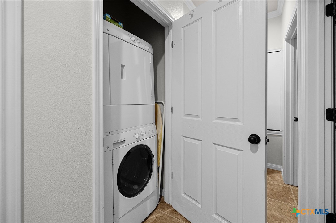 1247 Gruene Road 302