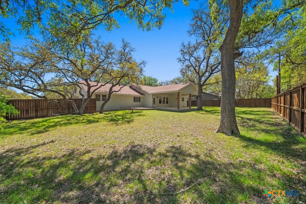 2 La Mesa Drive