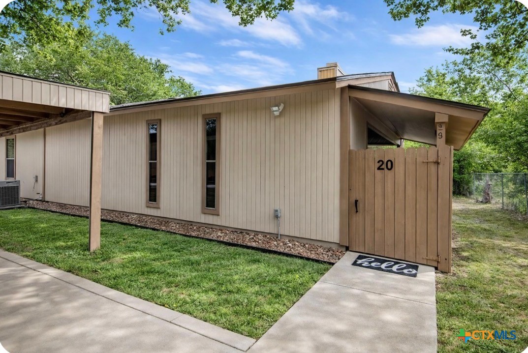 1051 Country Club Drive 20