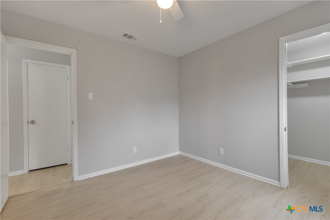 1051 Country Club Drive 20