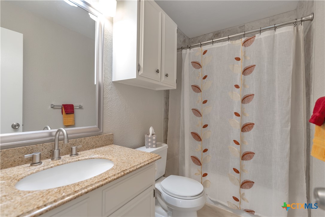 1051 Country Club Drive 20