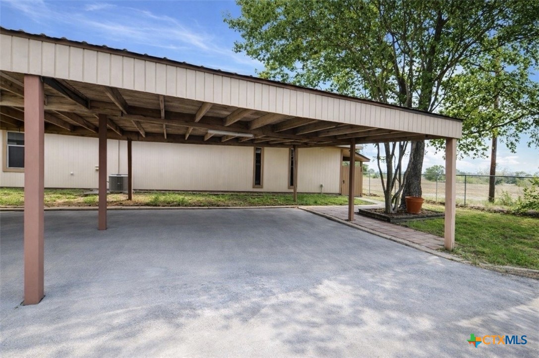 1051 Country Club Drive 20