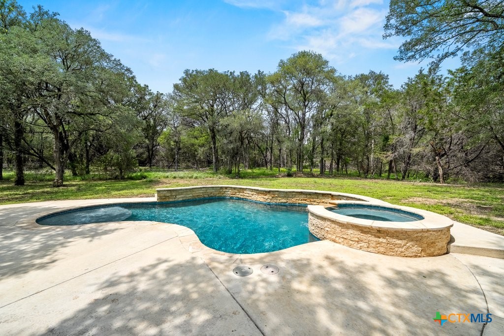 601 Valley View West Road