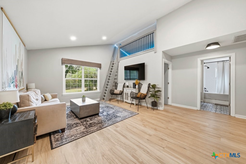 601 Valley View West Road