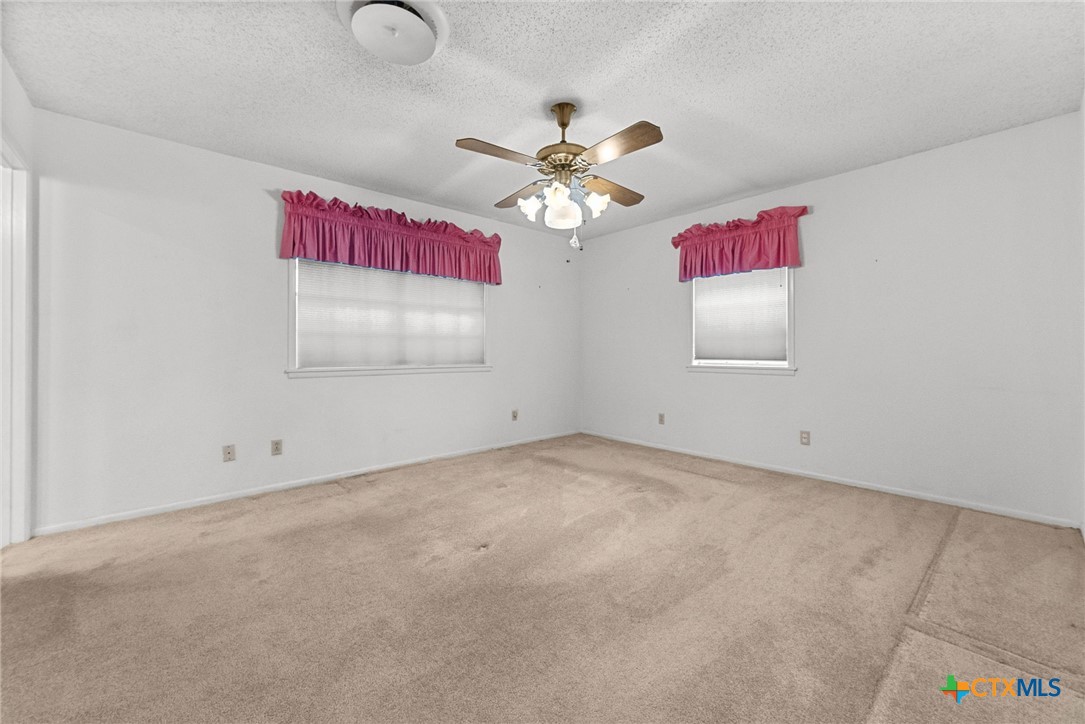 618 Fair Lane