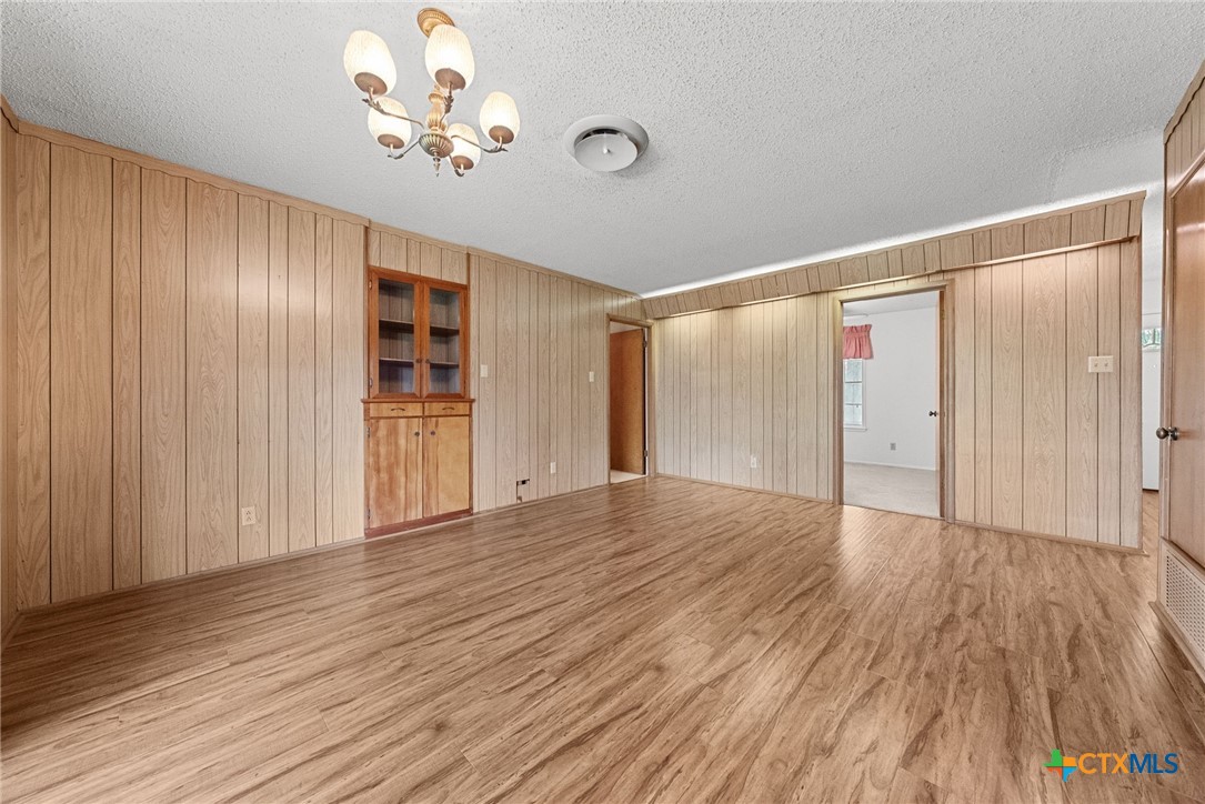 618 Fair Lane