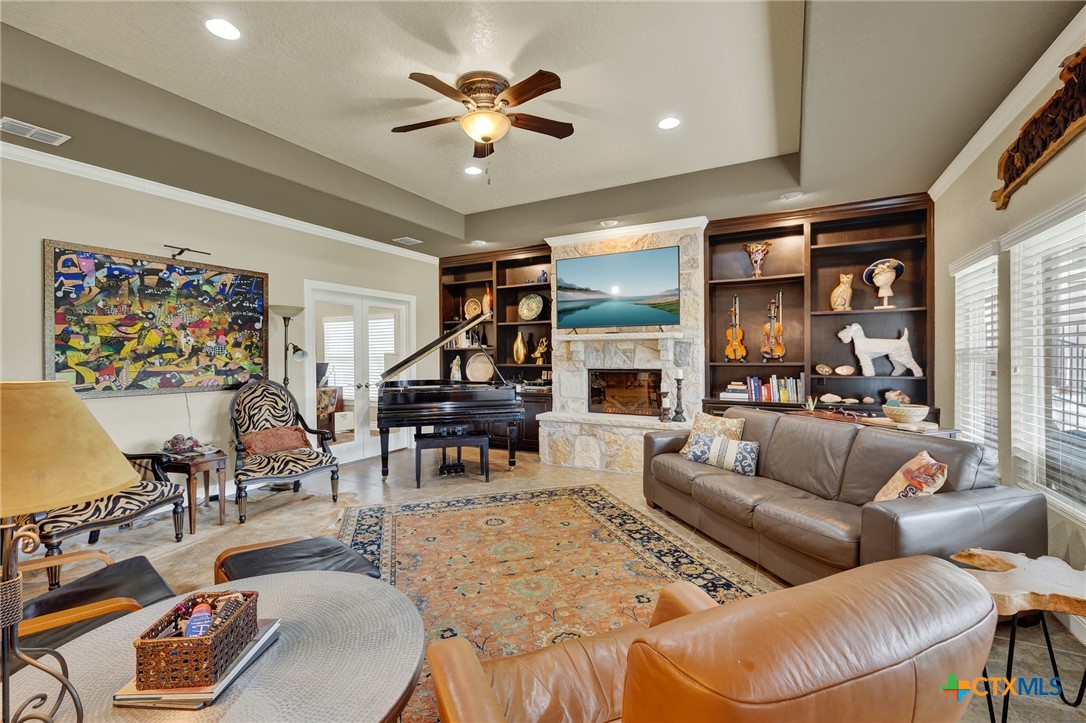 363 Wauford Way
