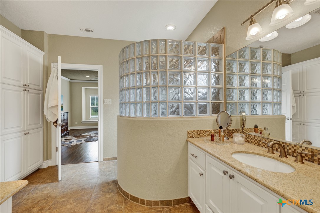 363 Wauford Way