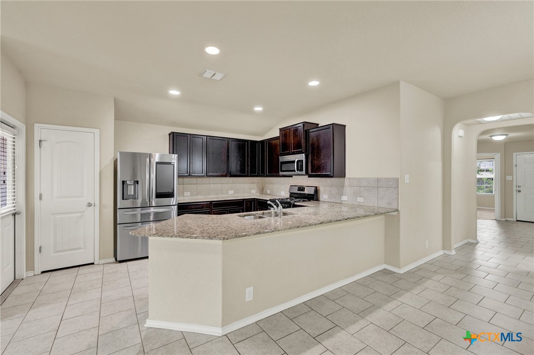 8510 Shooter Cove