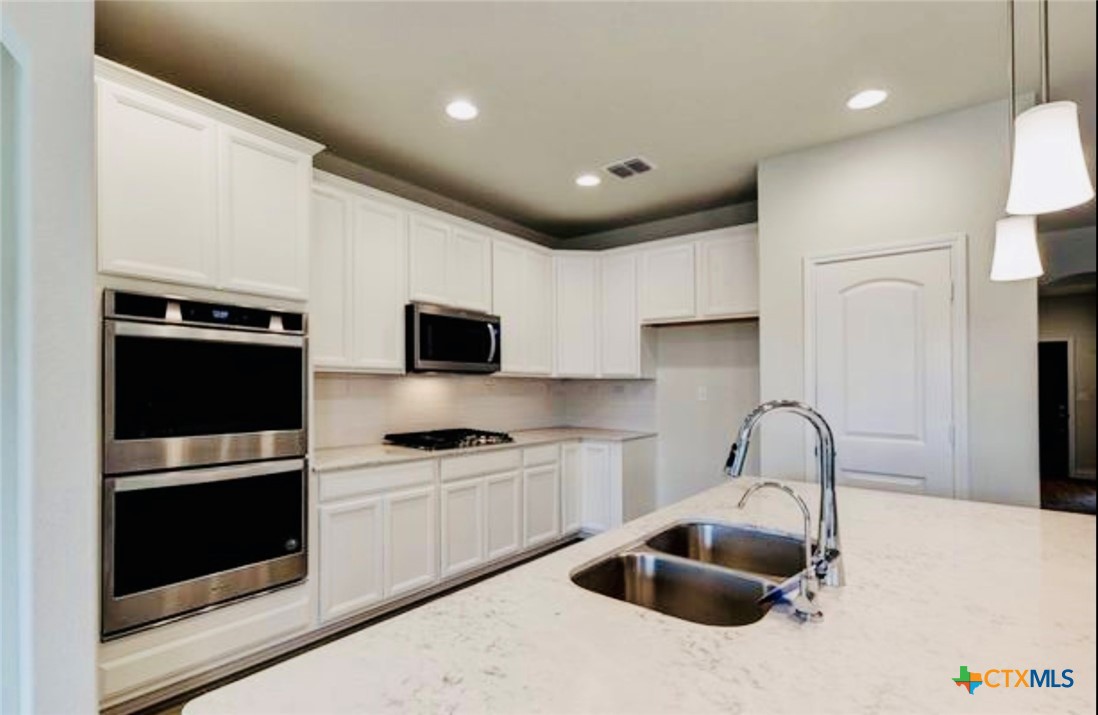 2281 Kiskadee Drive