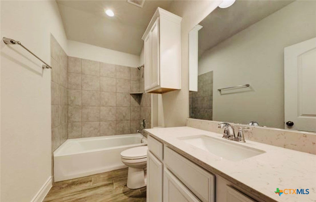 2281 Kiskadee Drive
