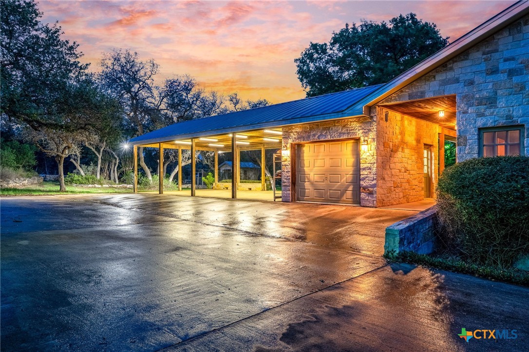 377 Buffalo Springs Road