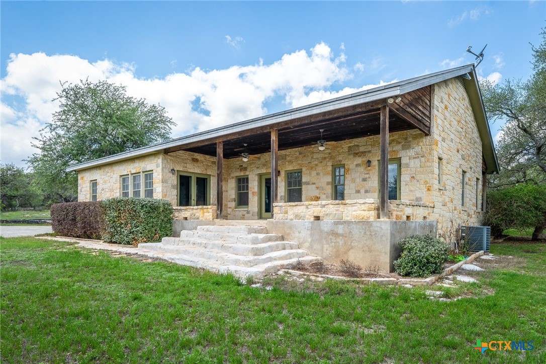 377 Buffalo Springs Road