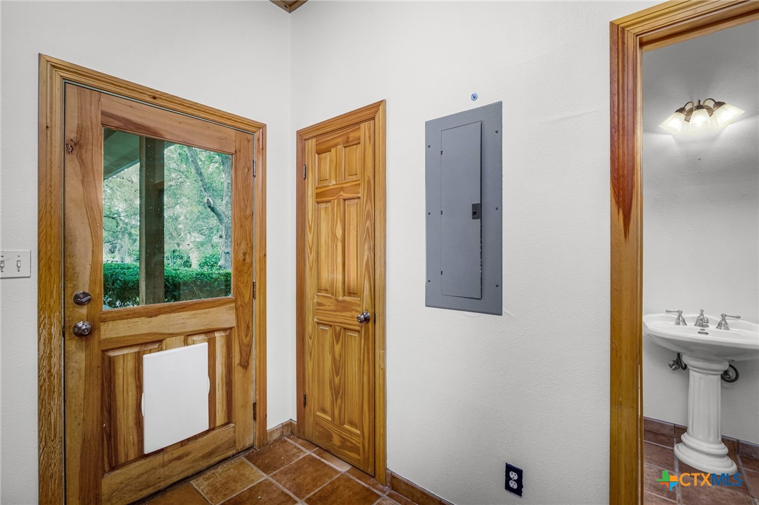 377 Buffalo Springs Road
