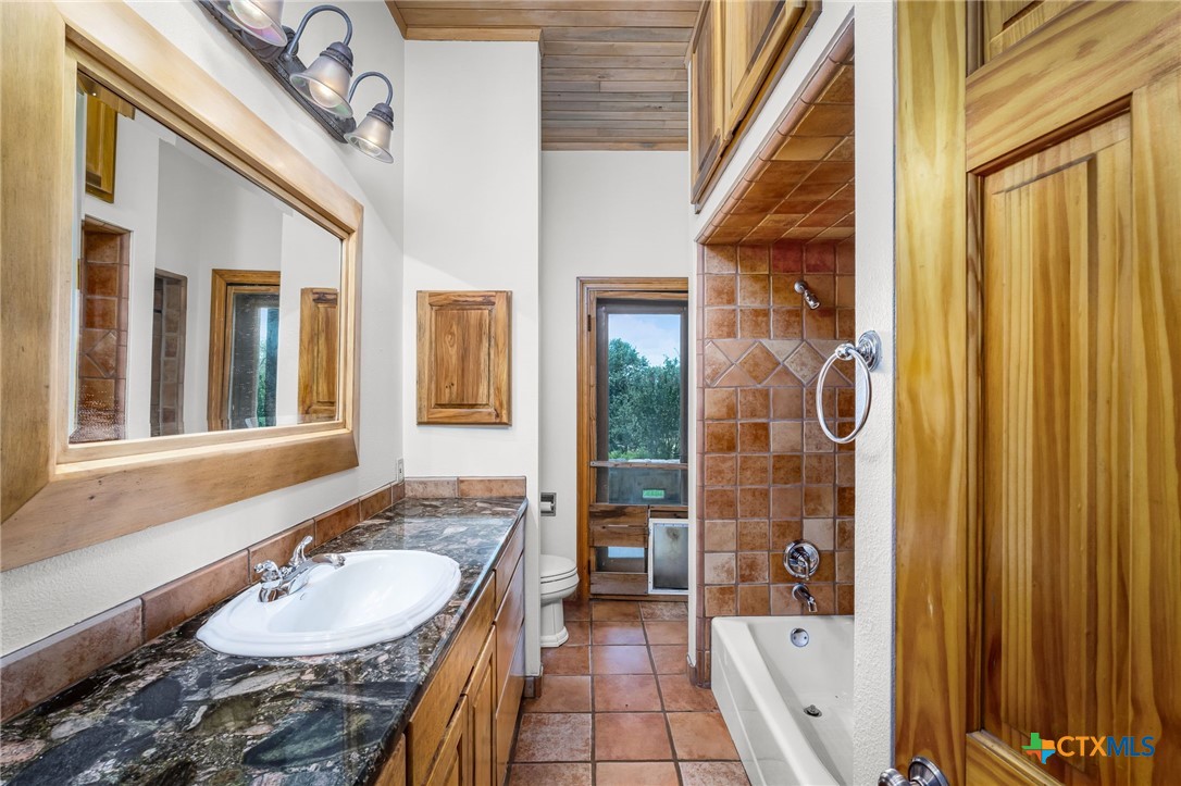 377 Buffalo Springs Road