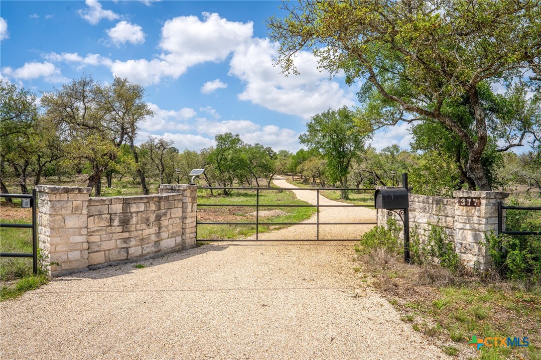 377 Buffalo Springs Road