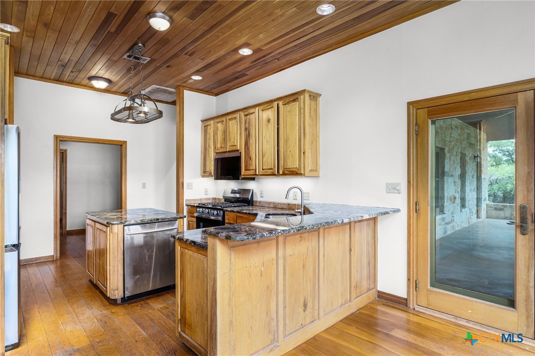 377 Buffalo Springs Road
