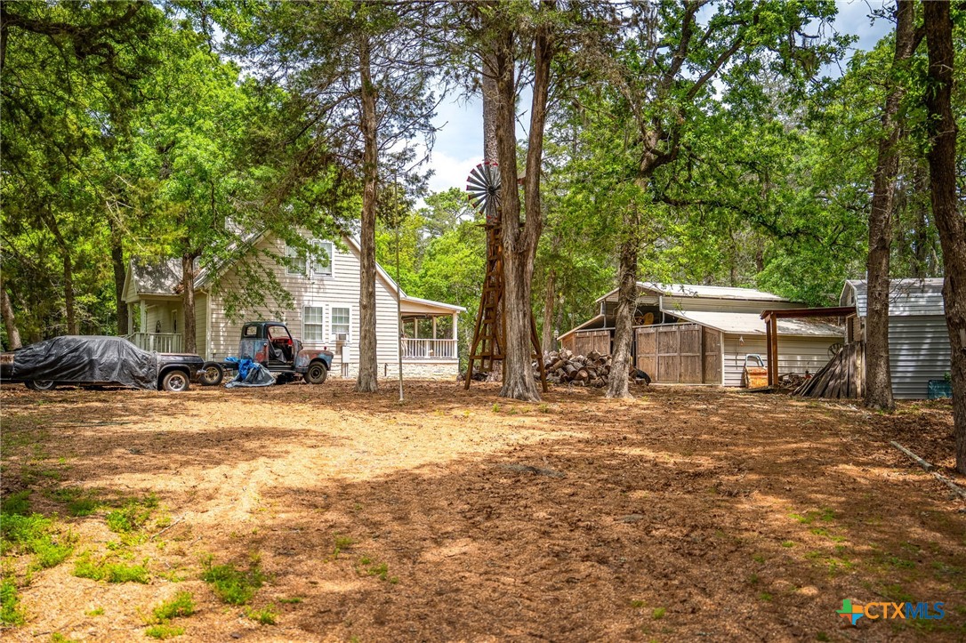 1055 Beech Crest