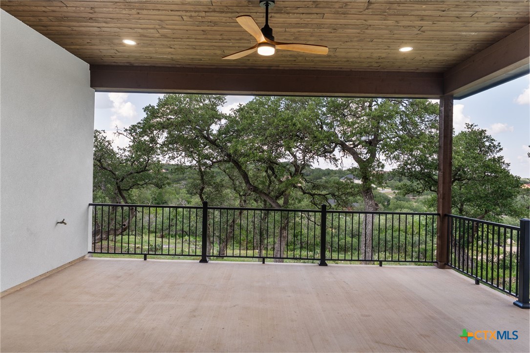 375 Shady Hollow