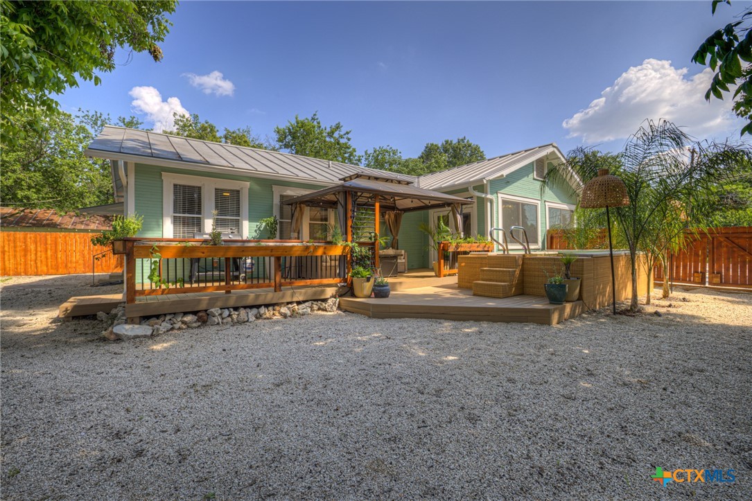 225 S Live Oak Avenue