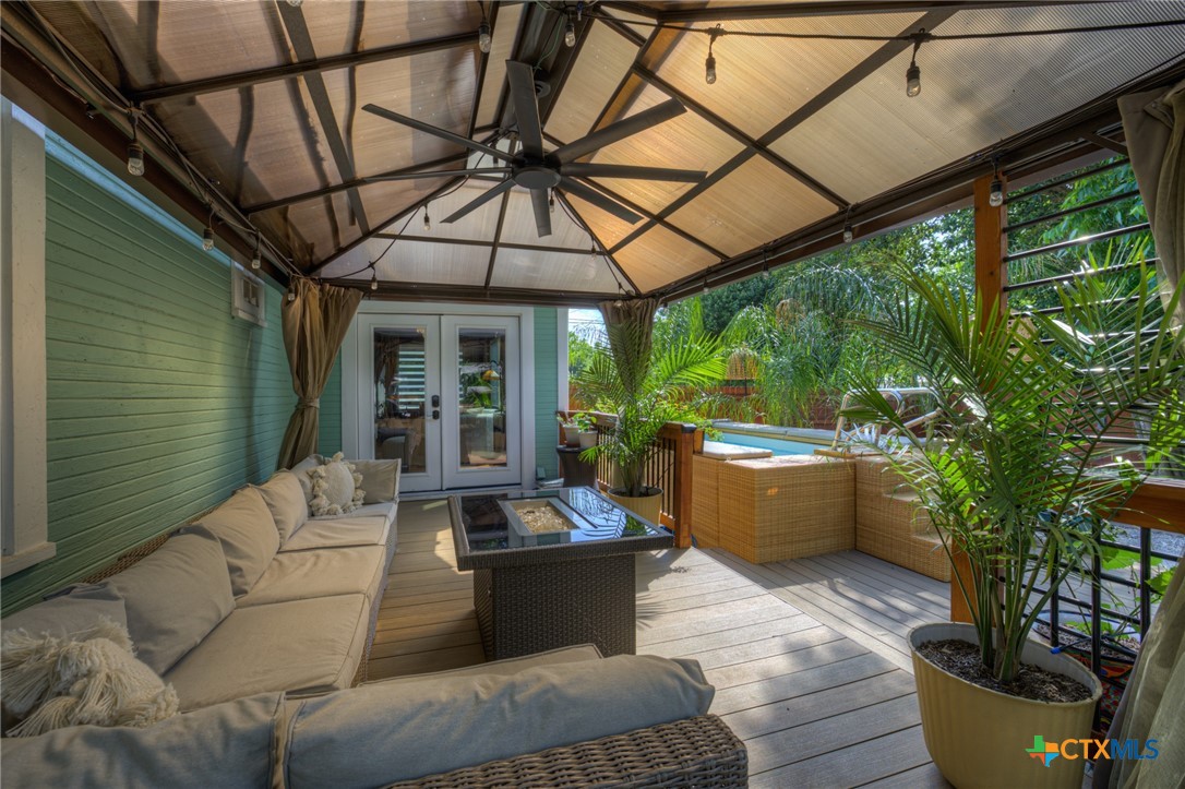 225 S Live Oak Avenue