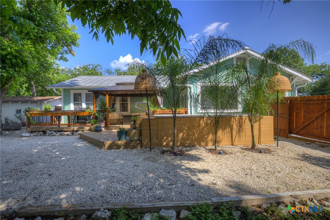 225 S Live Oak Avenue