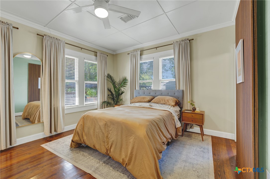 225 S Live Oak Avenue