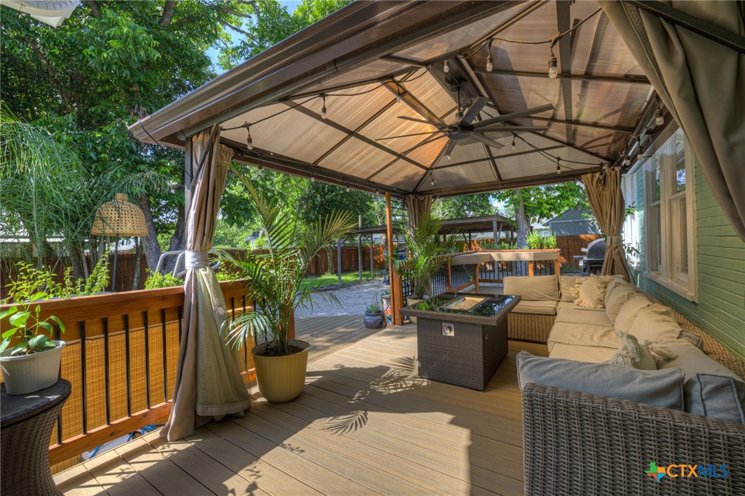 225 S Live Oak Avenue