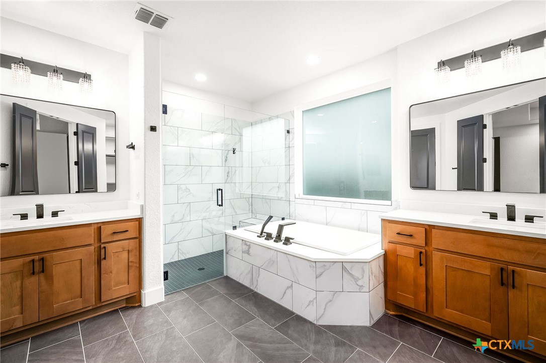 2473 Kookaburra Drive
