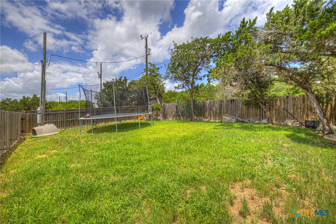 627 Hummingbird Hill