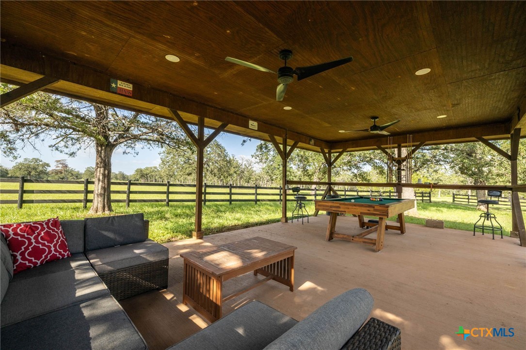 10488 Hwy 304