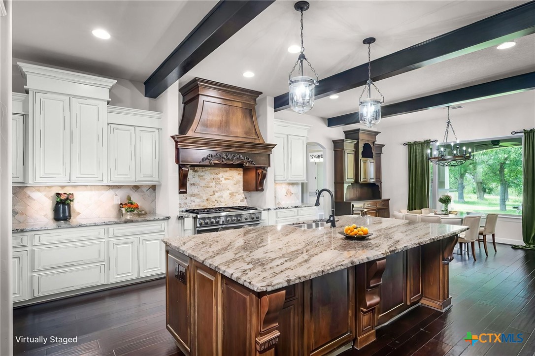 2573 Beaver Lane