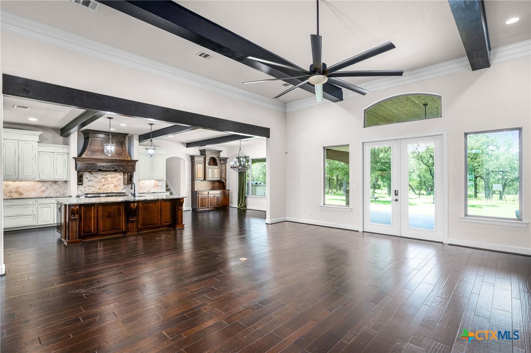 2573 Beaver Lane