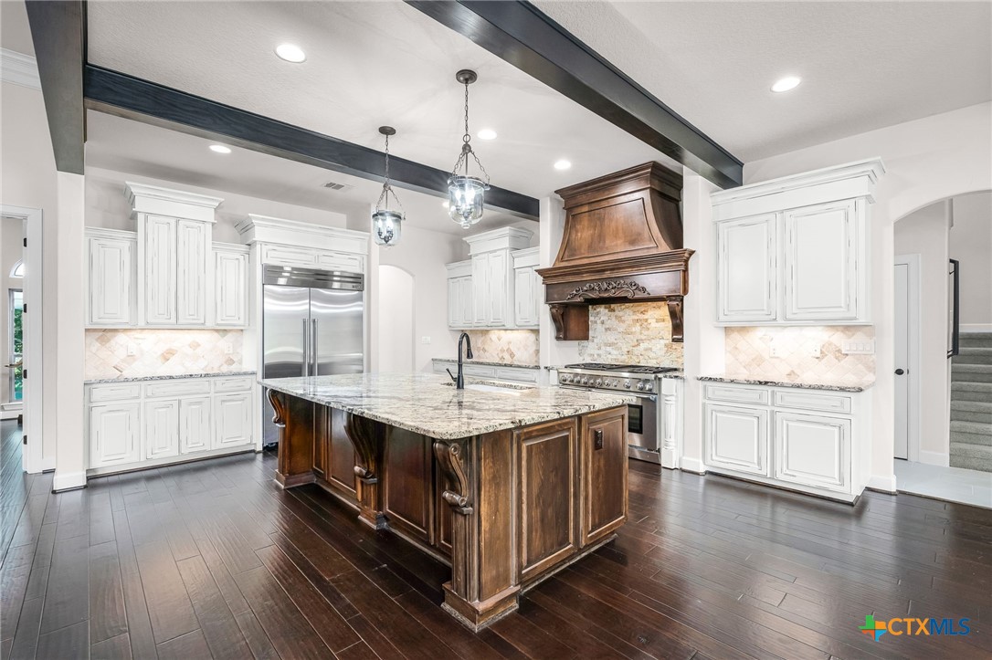 2573 Beaver Lane
