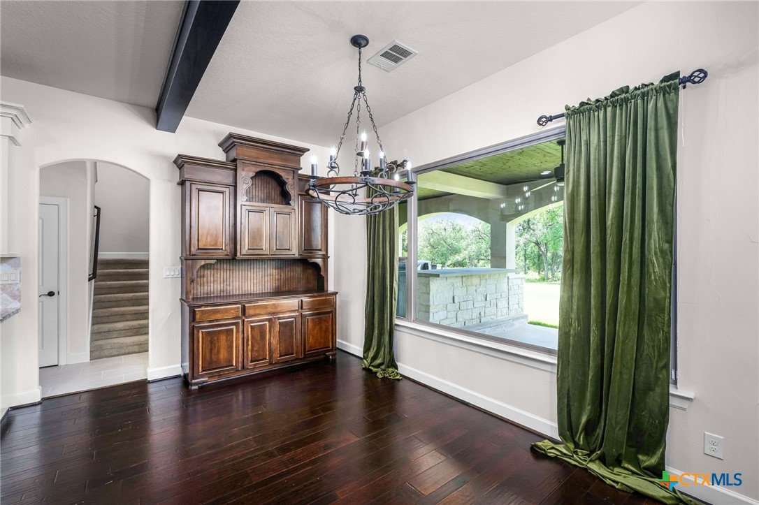2573 Beaver Lane
