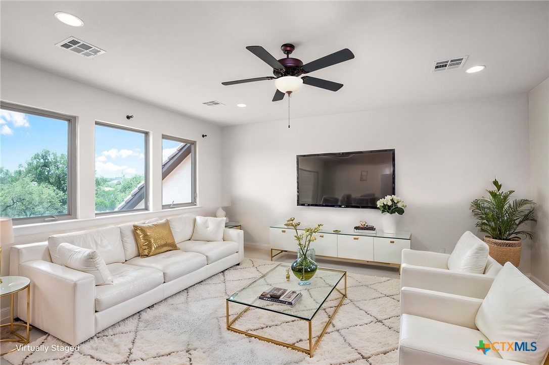 2573 Beaver Lane