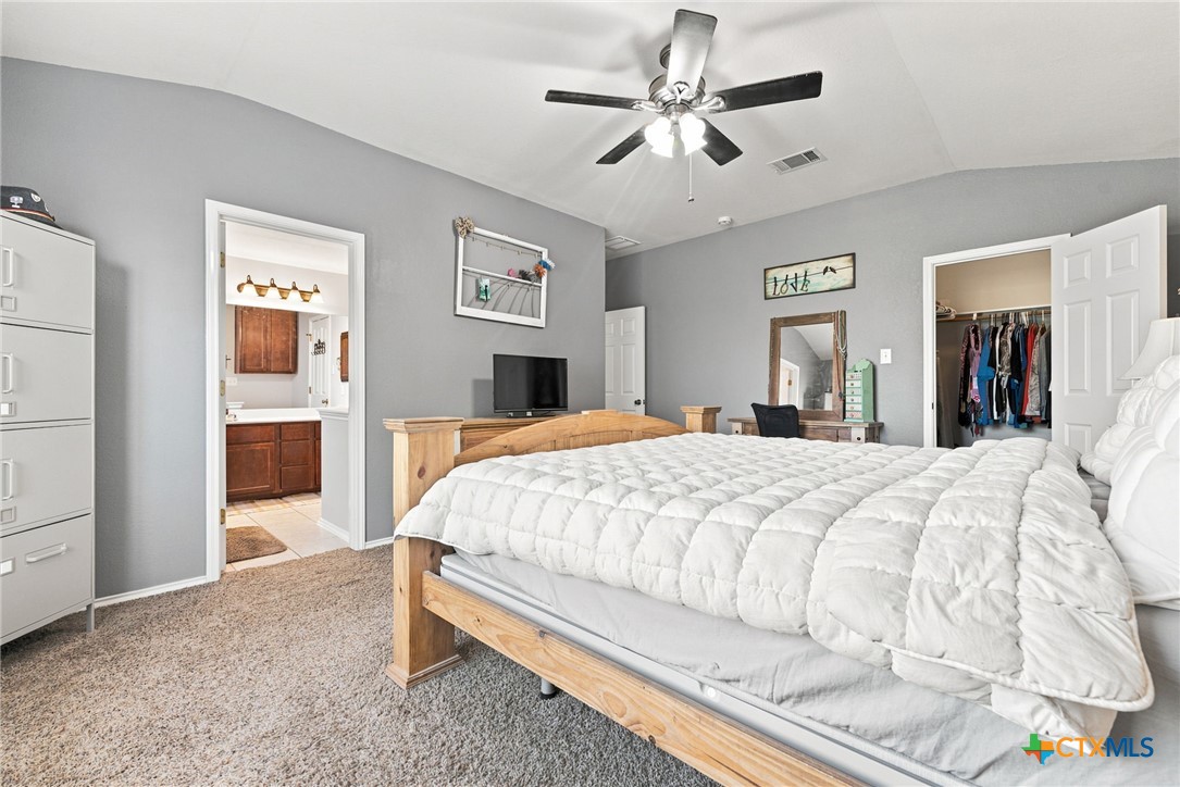 2214 Lakeline Drive