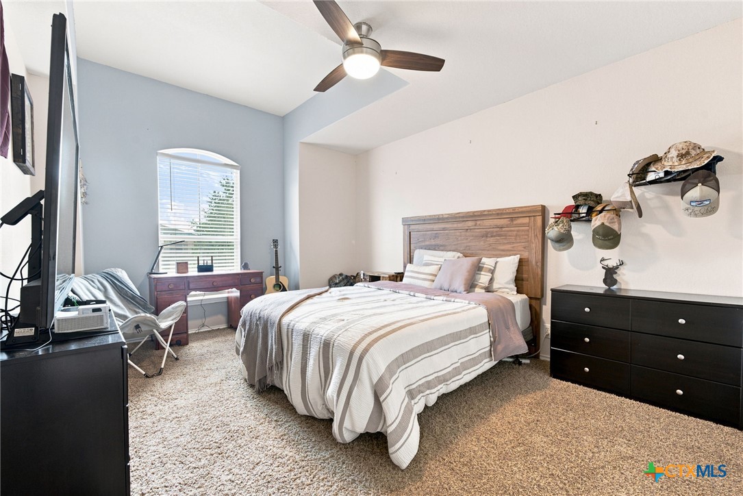 2214 Lakeline Drive