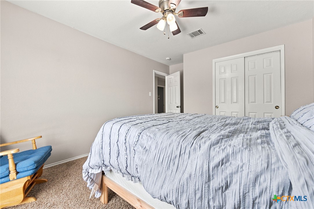 2214 Lakeline Drive