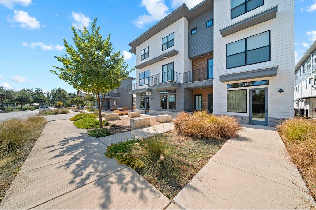 1208 N Academy Ave UNIT 2203