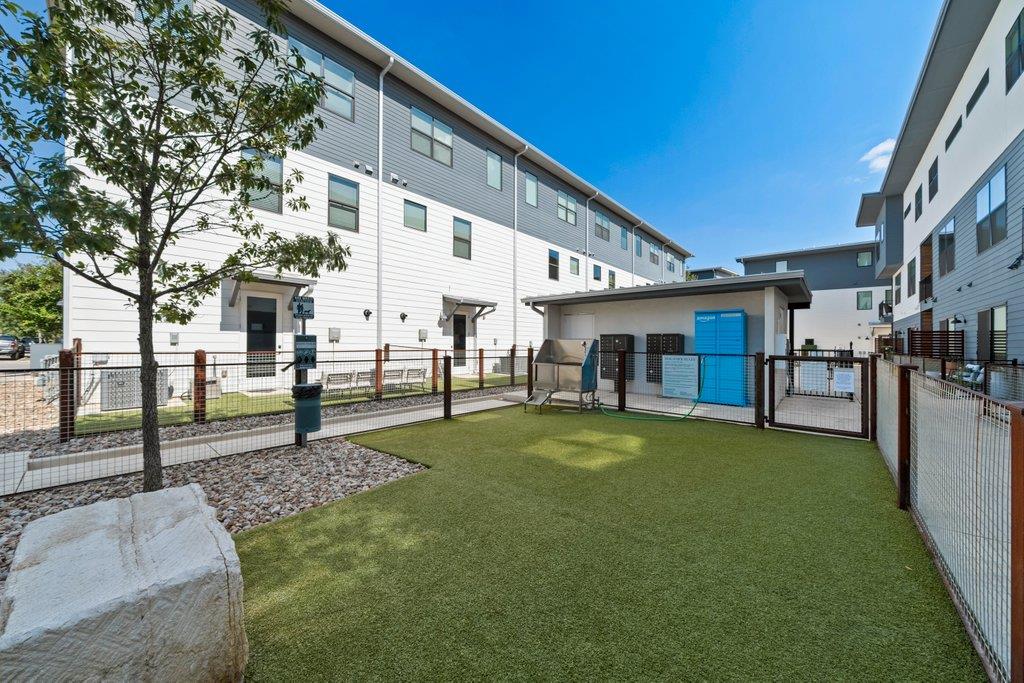 1208 N Academy Ave UNIT 2203