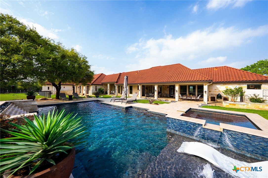 376 San Marcos Trail
