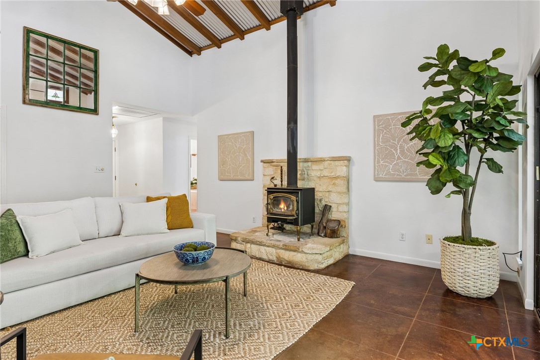 1648 Ponderosa Drive