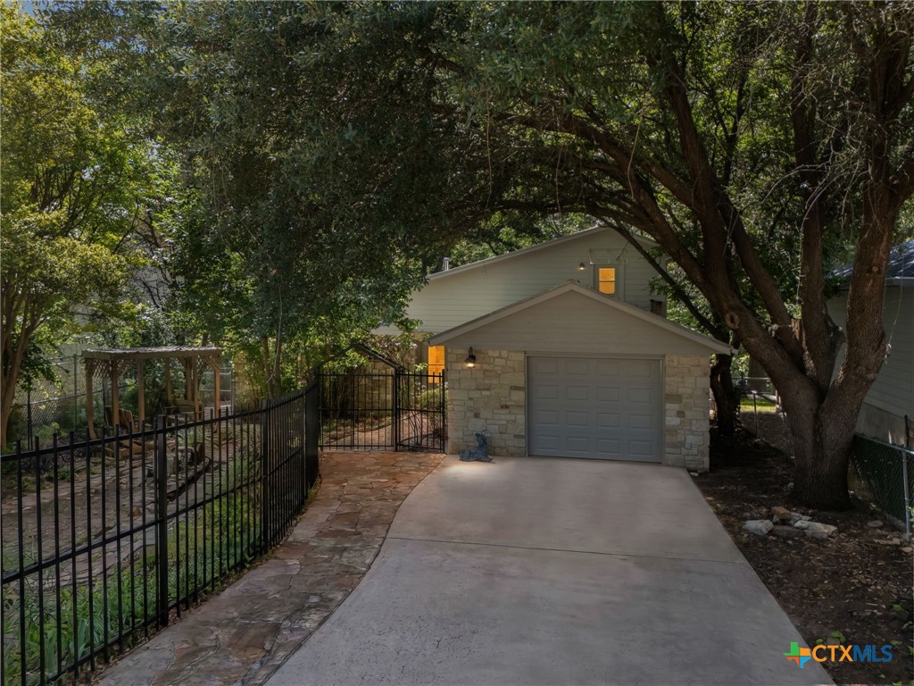 1648 Ponderosa Drive