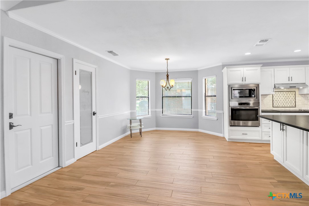 146 Twin Oak Road