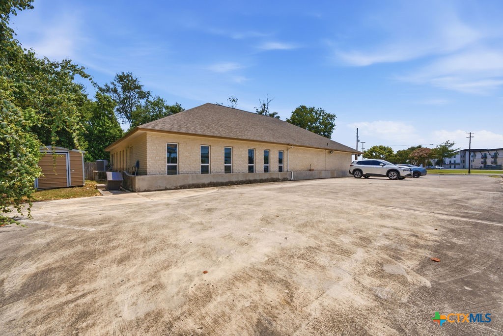 215 Courtyard Drive
