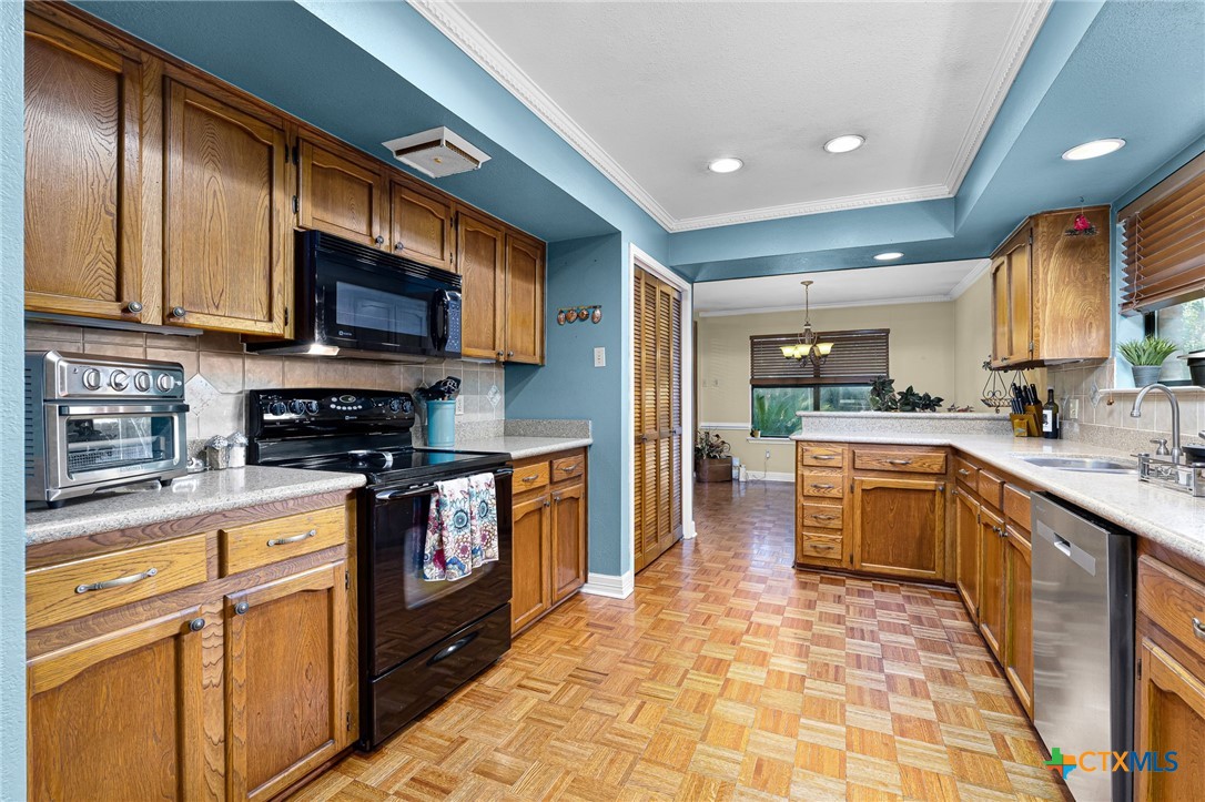 305 Westbend Circle